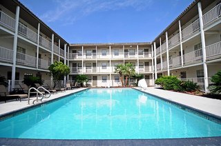 Studio 6 San Antonio, Tx - Lackland Afb,San Antonio>>Leon Valley,2 star