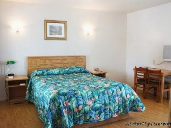 Sunrise Inn Turlock,Turlock>>Modesto,2.5 star