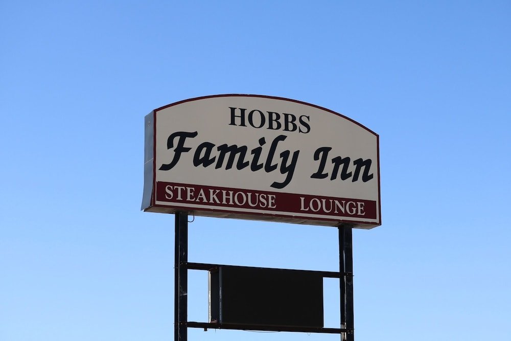 hobbs family inn