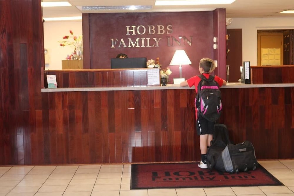 hobbs family inn