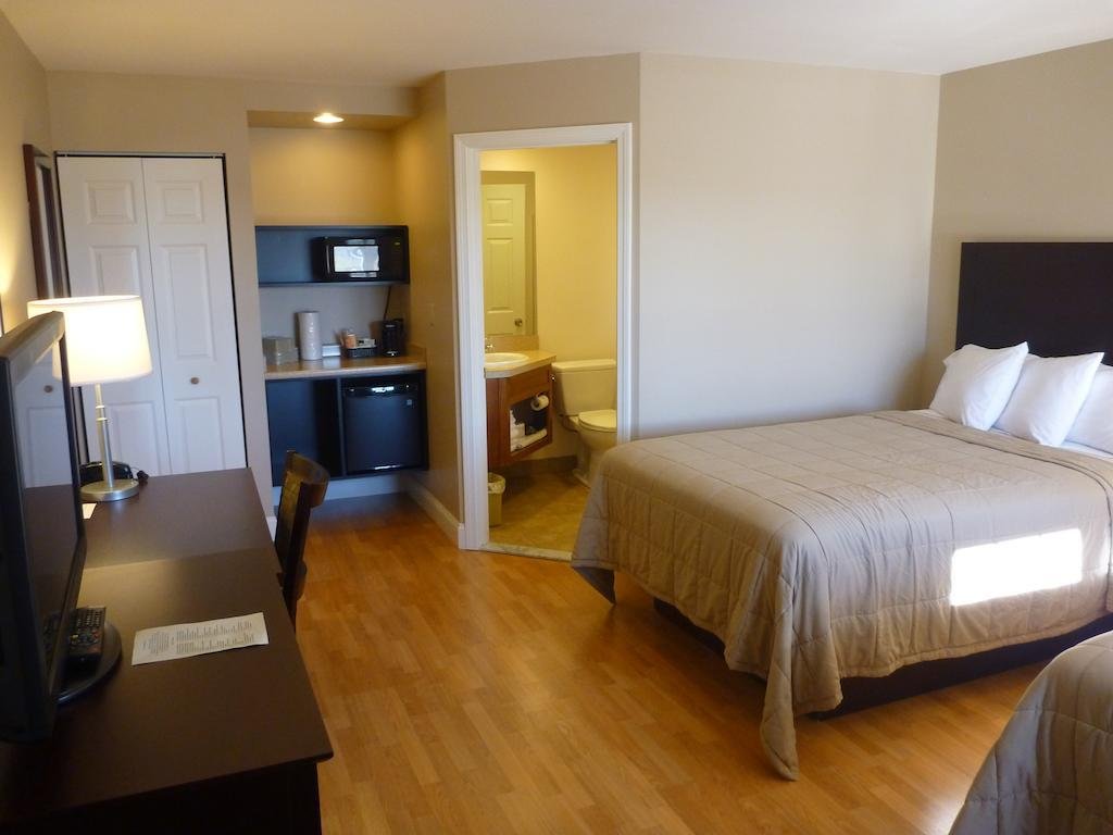 yankee clipper motel