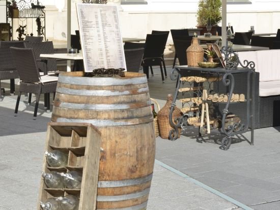 mercure szekesfehervar magyar kiraly