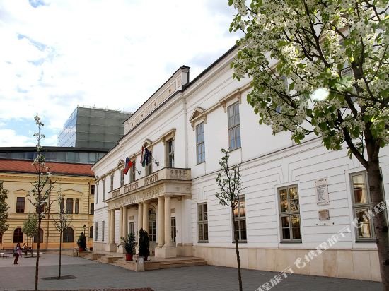 mercure szekesfehervar magyar kiraly