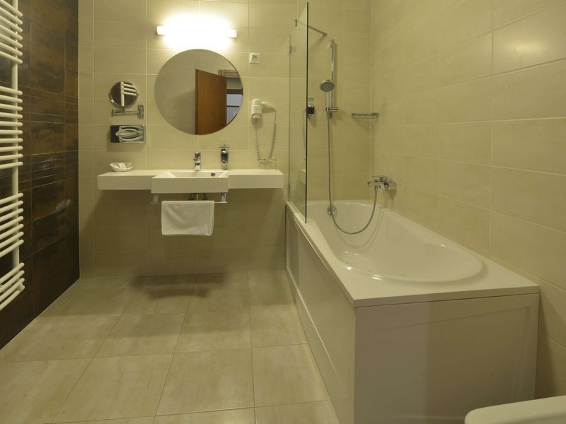 mercure szekesfehervar magyar kiraly