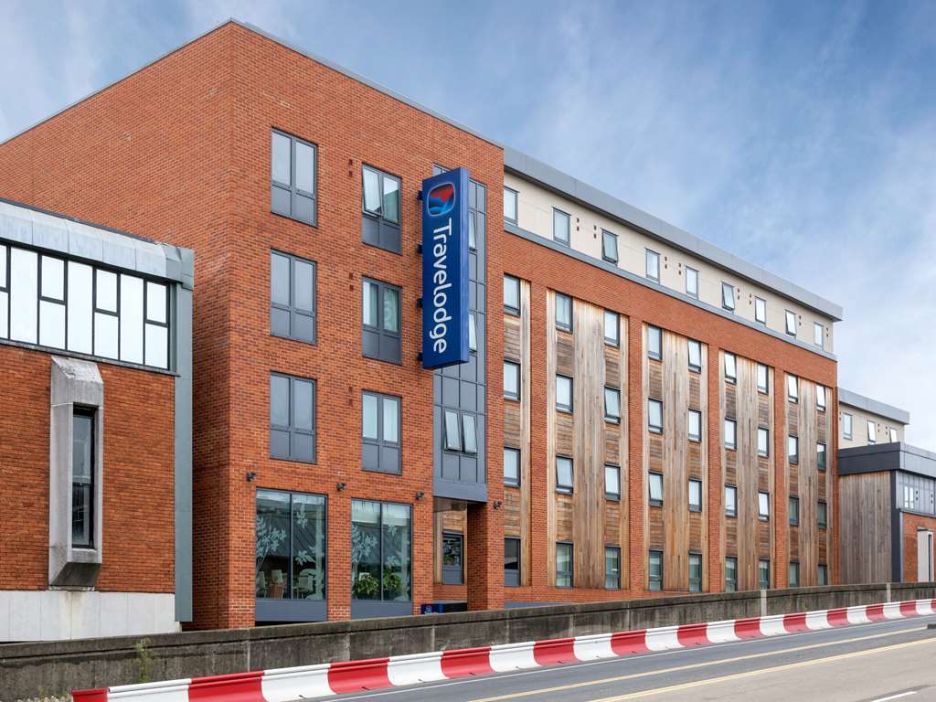 travelodge high wycombe central