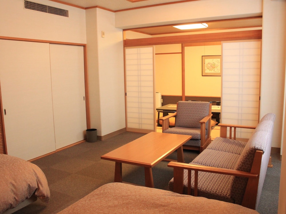 hanabishi hotel