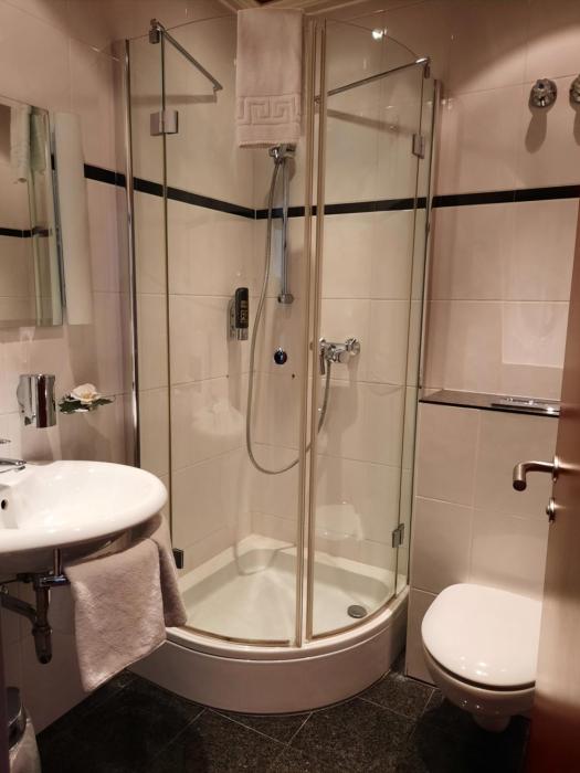 avalon hotelpark konigshof