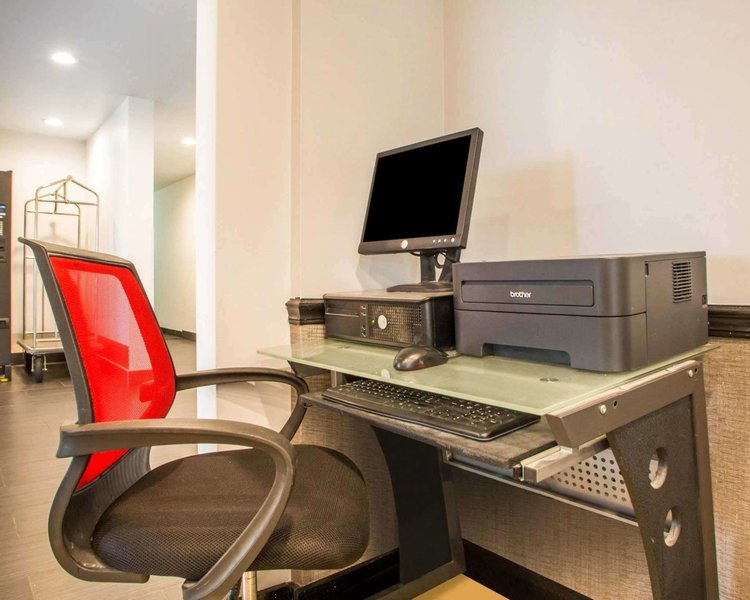quality inn and suites north polaris
