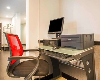 quality inn and suites north polaris