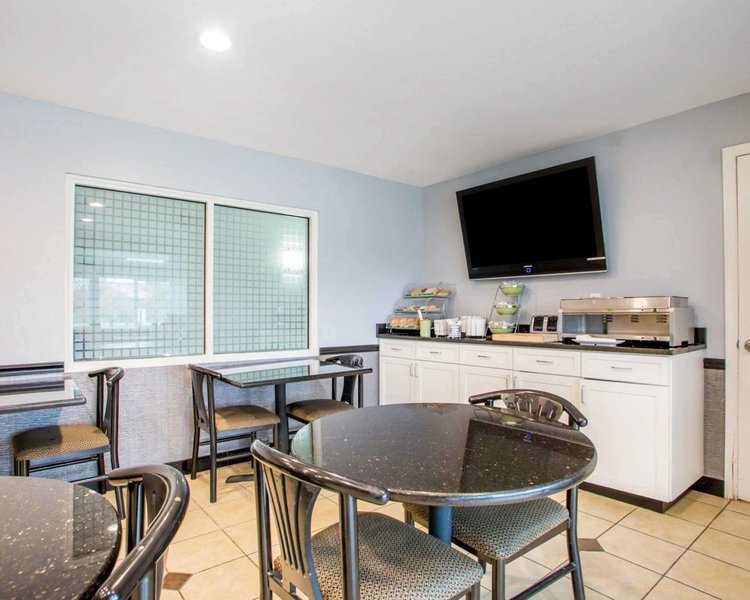 quality inn and suites north polaris