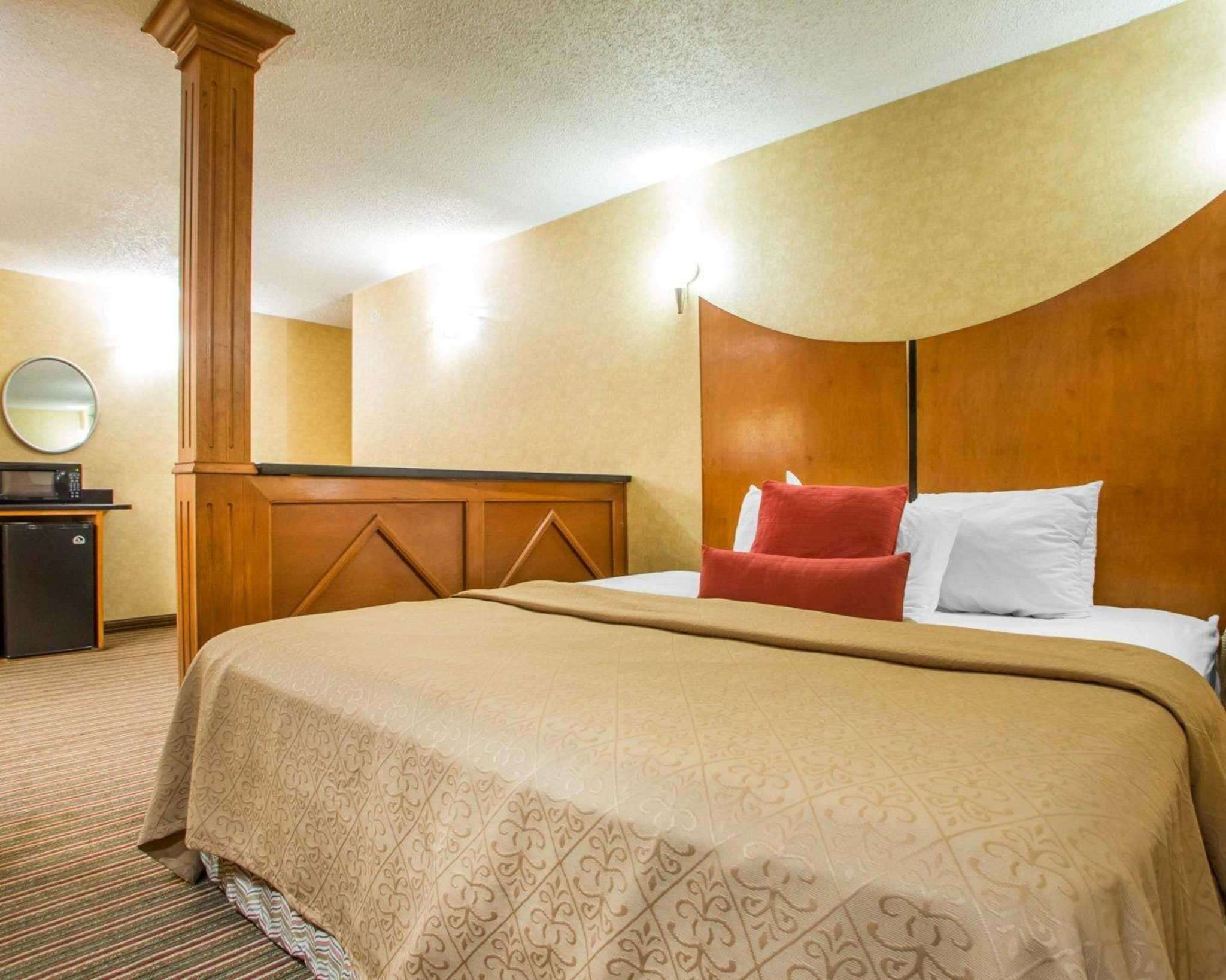 quality inn and suites north polaris