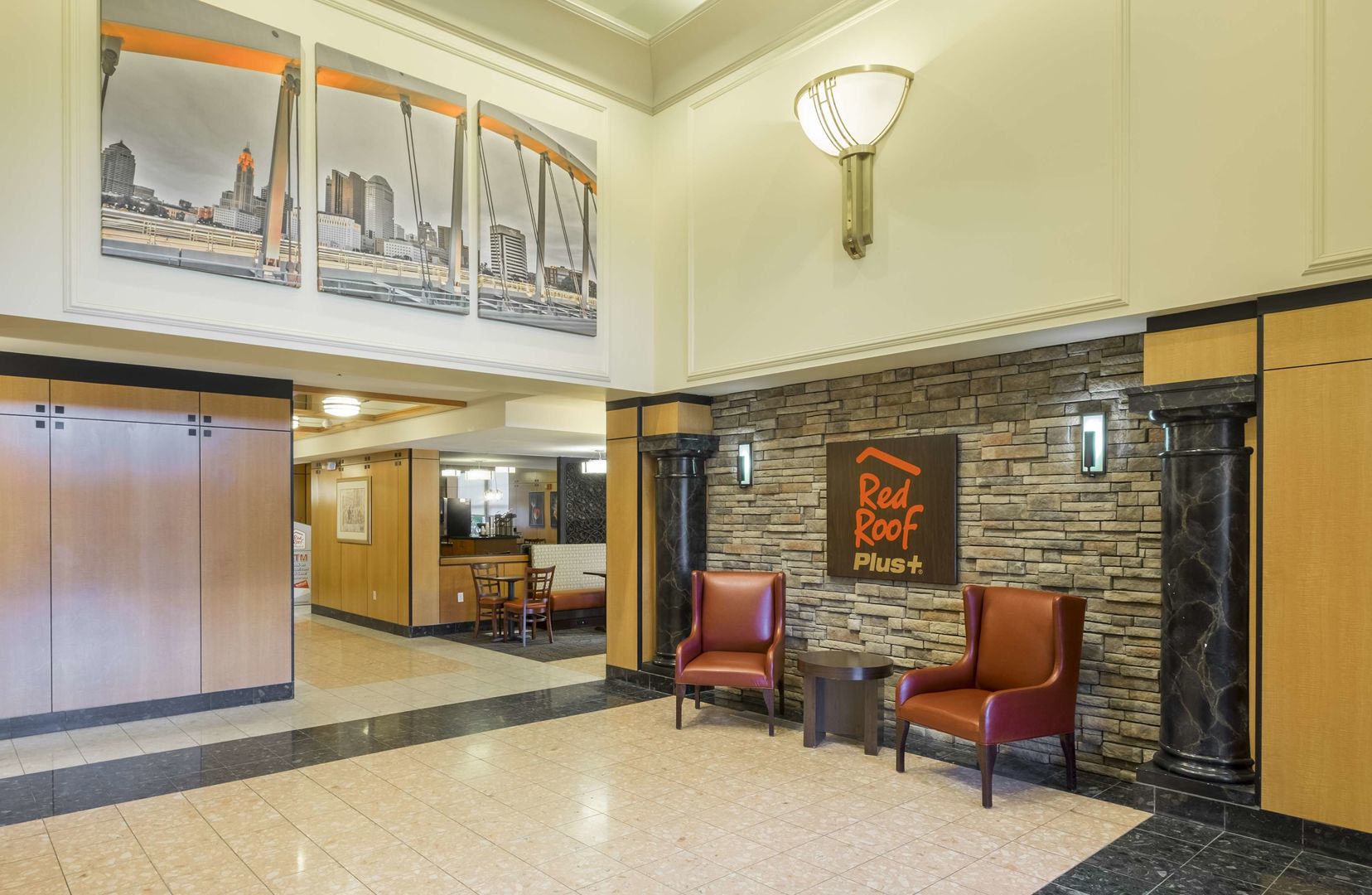 red roof inn plus columbus downtown convention center