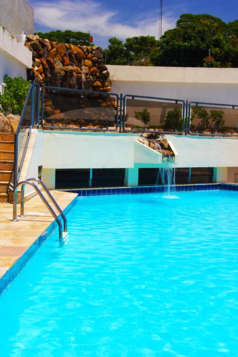 hotel ema palace