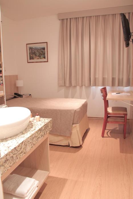 hotel ema palace
