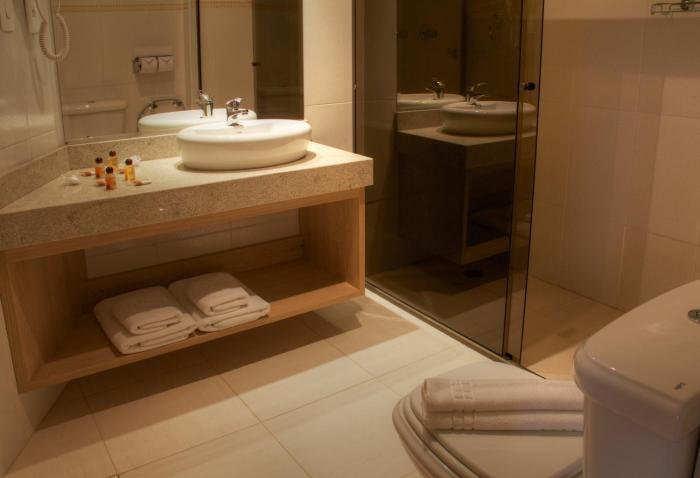 hotel ema palace