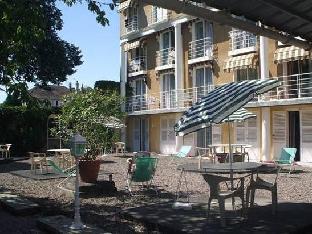 hotel des lauriers roses