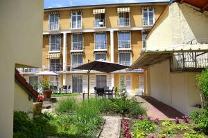 hotel des lauriers roses