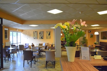 hotel des lauriers roses