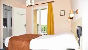 hotel des lauriers roses