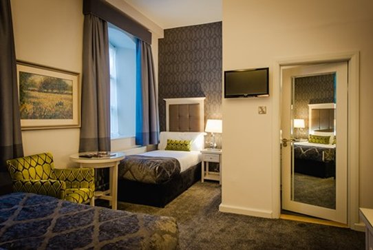 isaacs hotel cork city