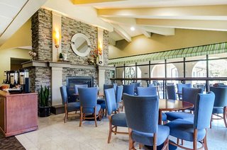 Unity Hotel And Conference Ctr, Ascend Hotel Collection,In Lee's Summit,3 star