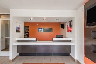 motel 6 overland park ks