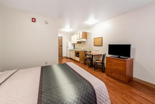 hometowne studios by red roof columbus