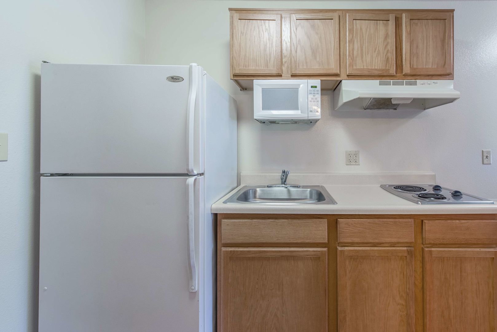 hometowne studios by red roof columbus