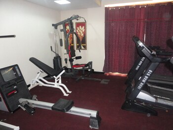 urban rose hotel and apartment