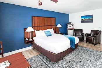 clarion inn surfrider resort