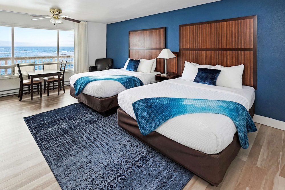 clarion inn surfrider resort