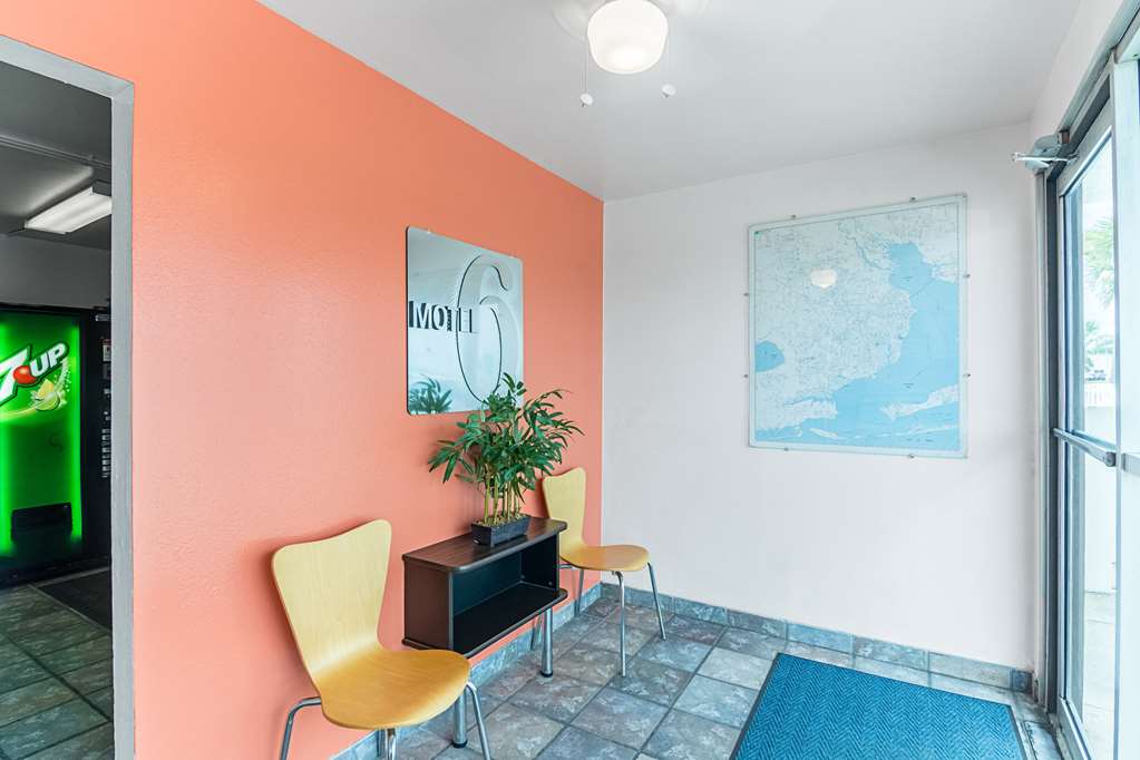 motel 6 pensacola fl airport west