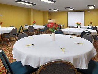 super 8 by wyndham metairie
