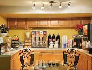super 8 by wyndham metairie