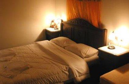 atrapos hotel