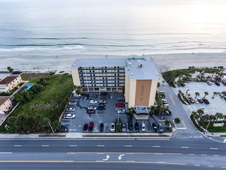 Georgian Inn Beach Club,Holly Hill>>Daytona Beach,4 star