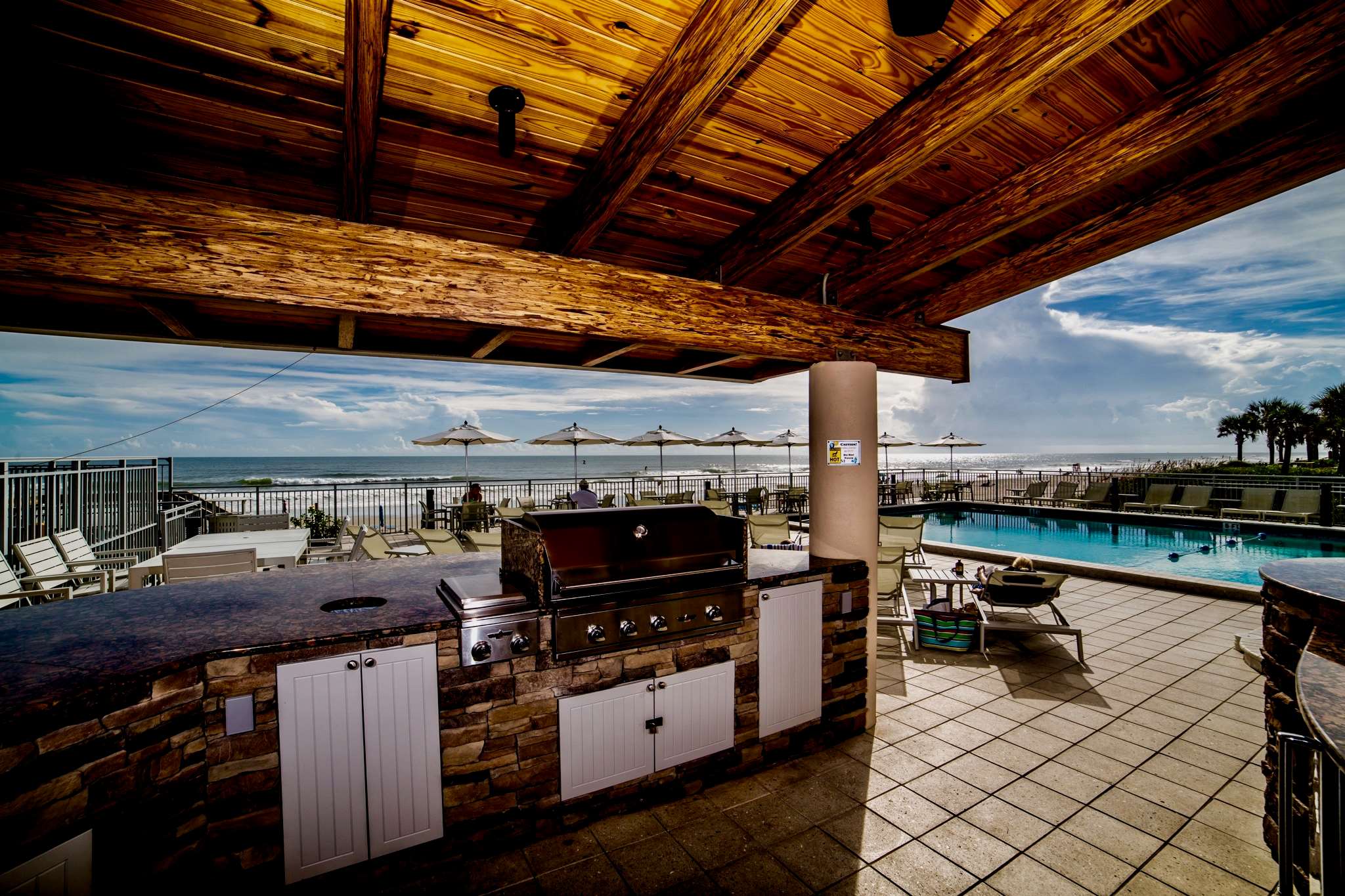 georgian inn beach club