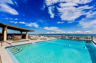 georgian inn beach club