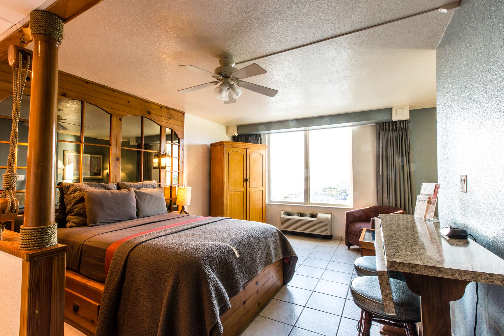 georgian inn beach club