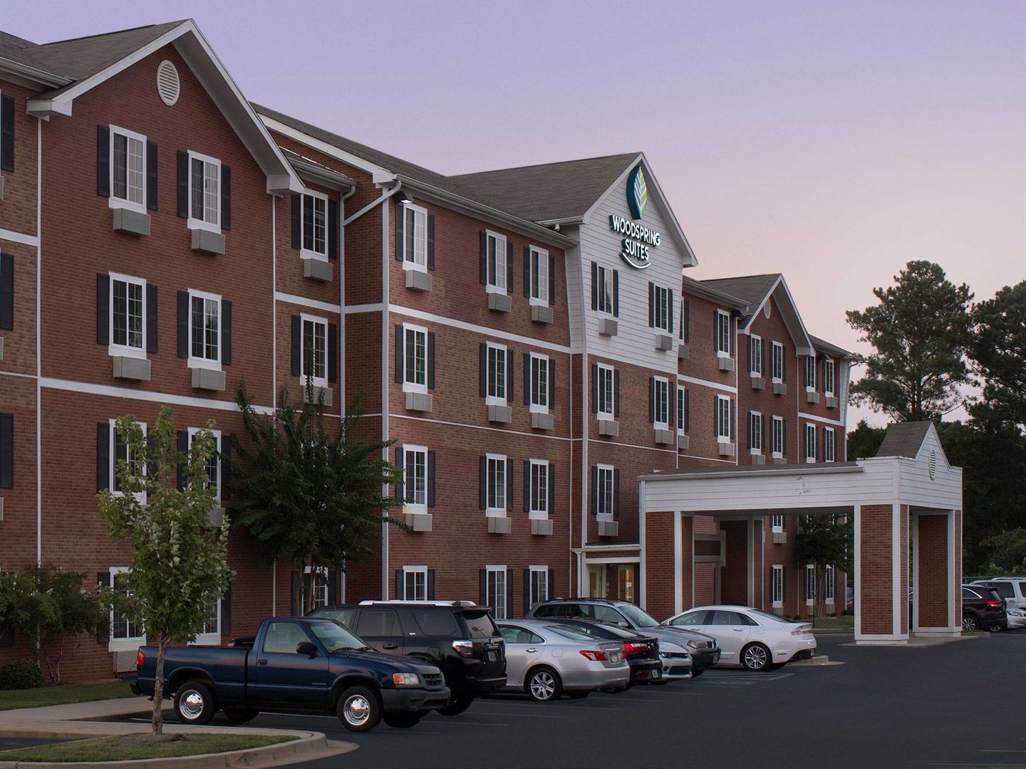 woodspring suites macon north i 75