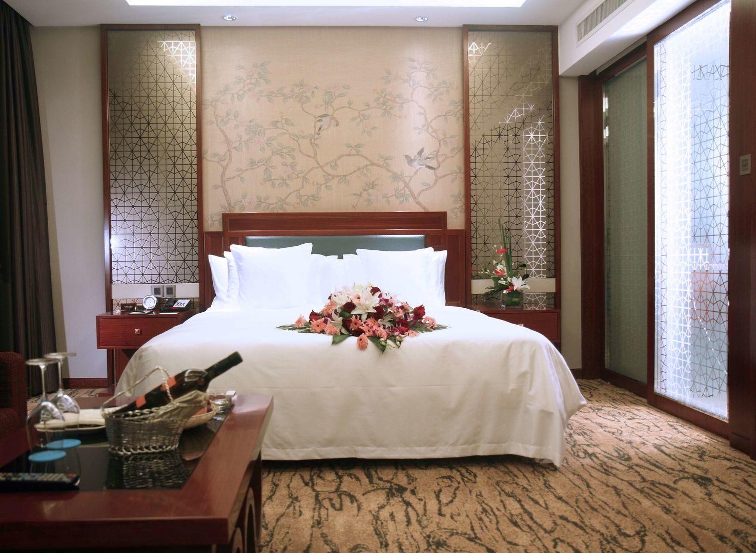 gloria grand hotel wuxi