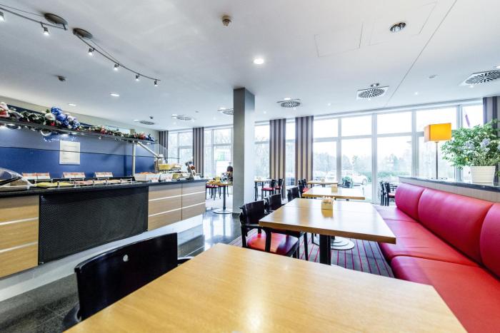 holiday inn express frankfurt airport by ihg