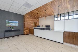 portlander inn and marketplace