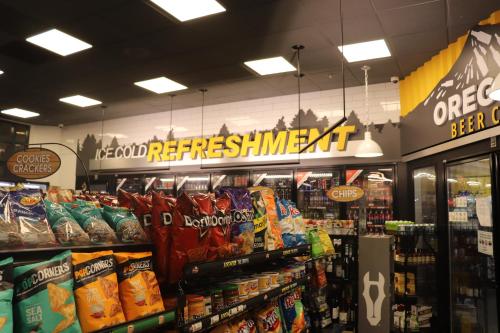 portlander inn and marketplace