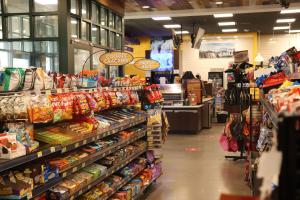 portlander inn and marketplace