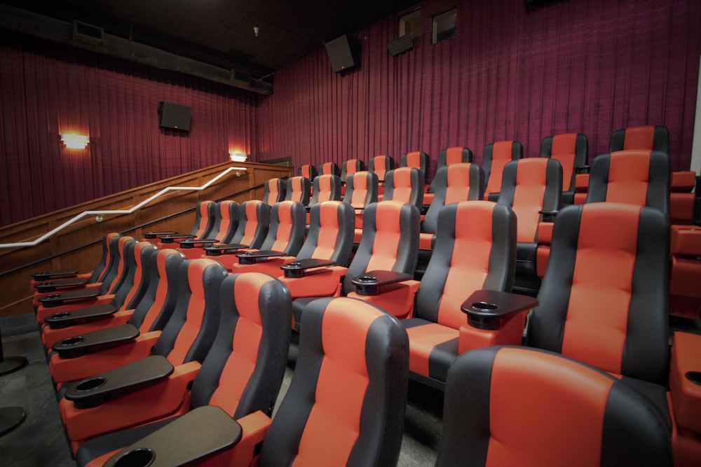 portlander inn and marketplace