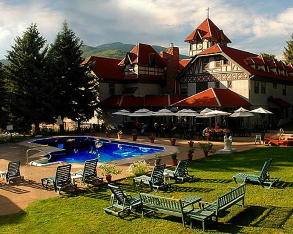 the historic redstone inn