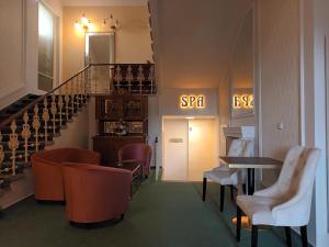 hotel maxim