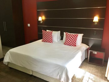 the hub boutique hotel