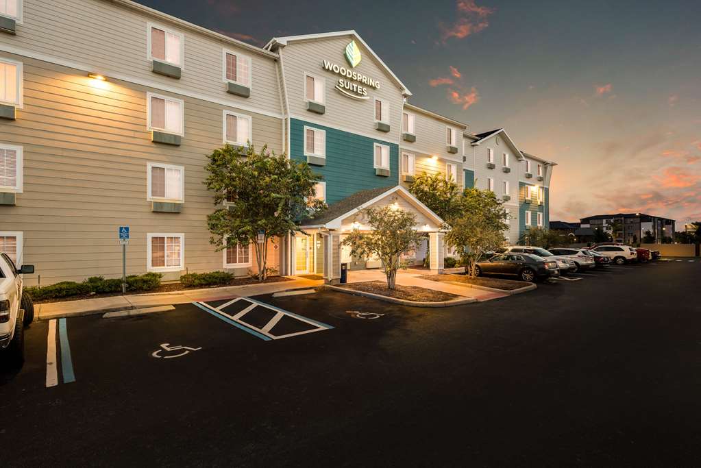 extended stay america select suites orlando east
